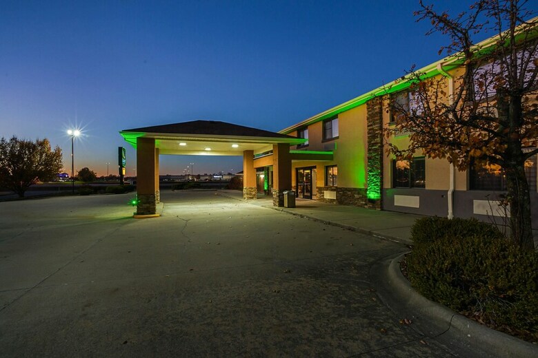 Hotel Quality Inn Carbondale University Area