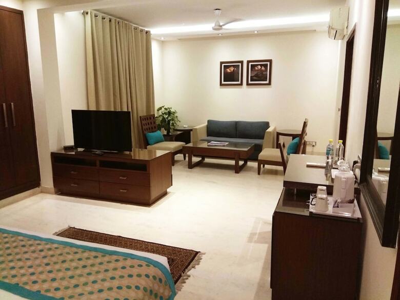 Hotel The Legend Inn - New Delhi