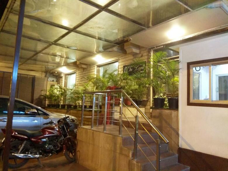 Hotel The Legend Inn - New Delhi