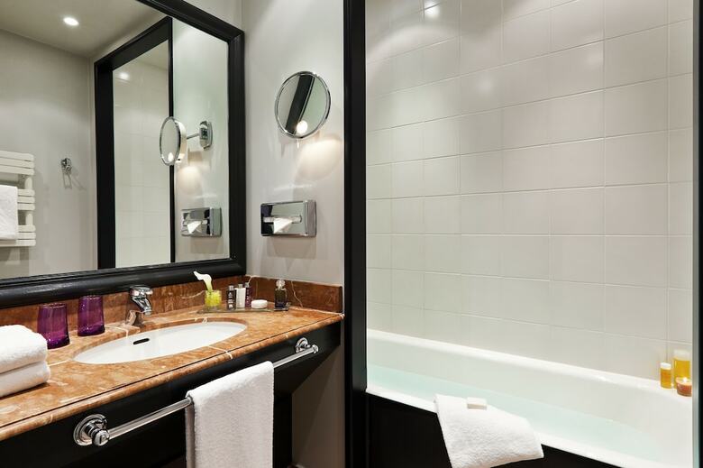 Hotel H�tel Barri�re L'h�tel Du Lac
