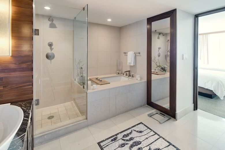 Hotel Carillon Miami Wellness Resort