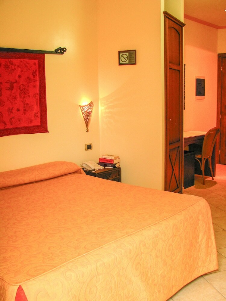 Hotel Il Faro Della Guitgia