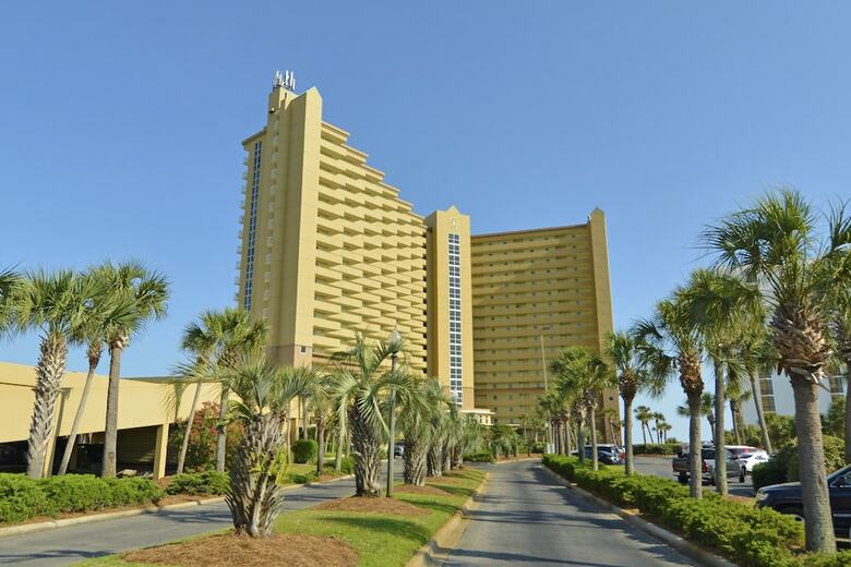 Pelican Beach Resort & Conference Center