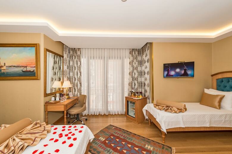 Aprilis Gold Hotel