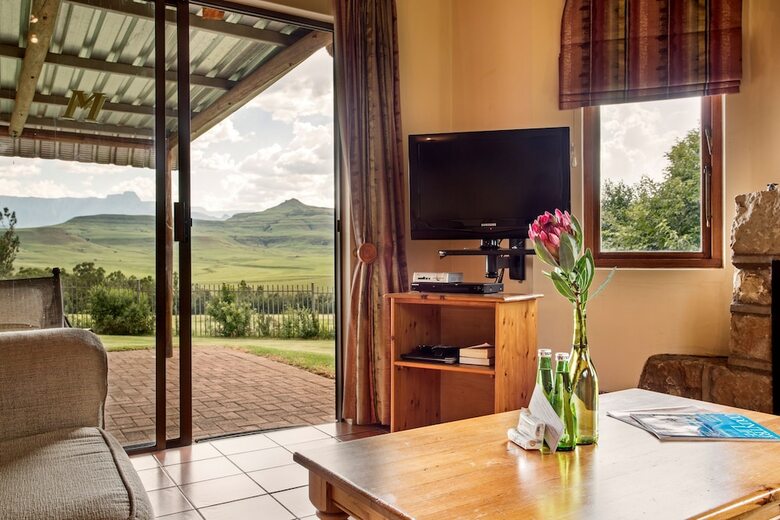 Hotel Montusi Mountain Lodge
