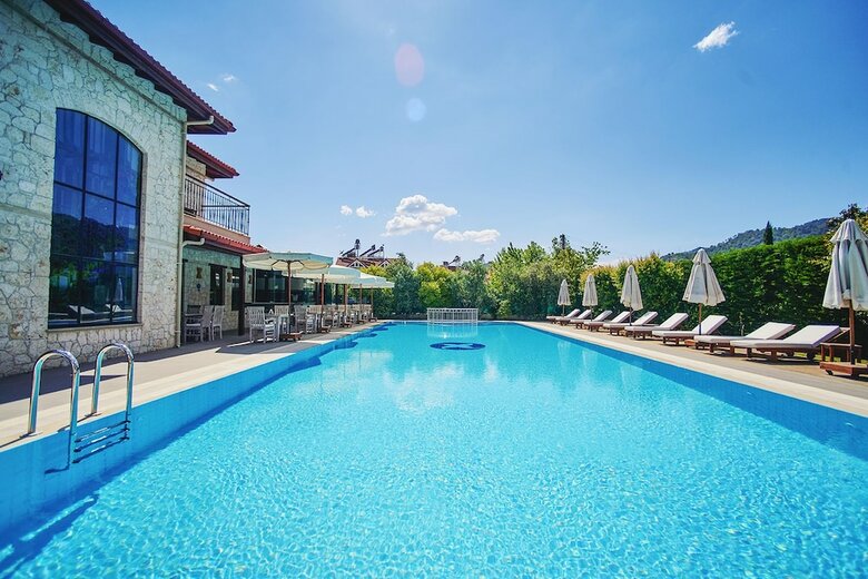 Renka Hotel & Spa