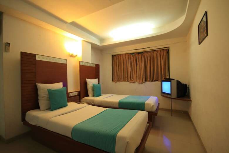 Hotel Kadamb Inn