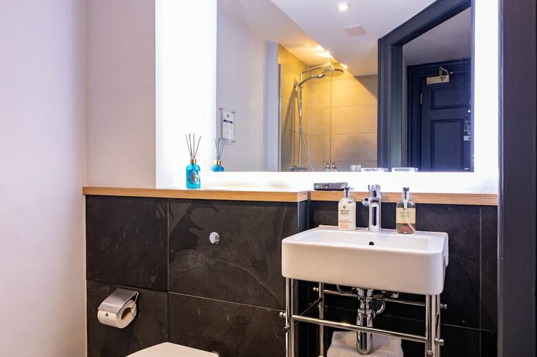 Apartamentos Linton Collection - North Bridge Lofts