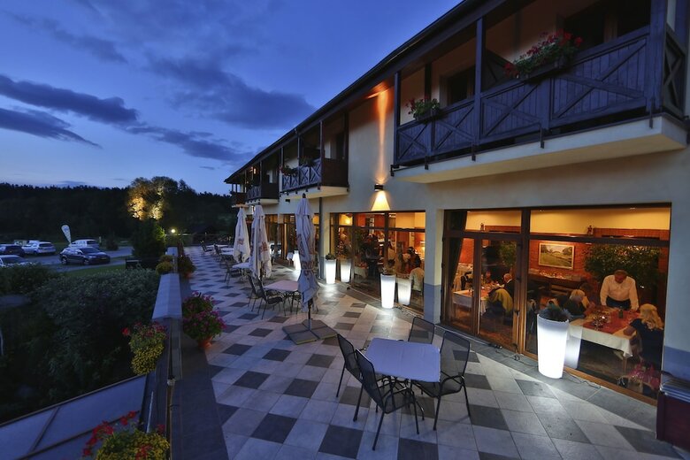 Hotel International