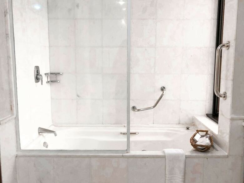 Grand Plaza Hotel