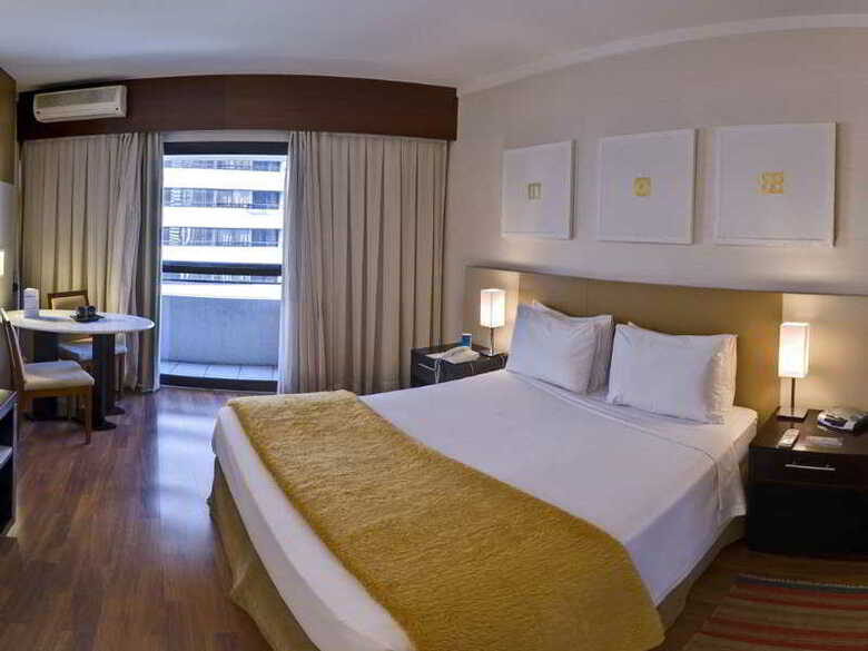 Grand Plaza Hotel