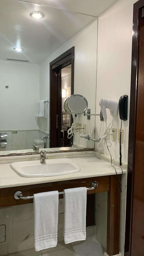 Grand Plaza Hotel
