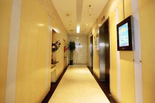 Yuan Jia International Apartment