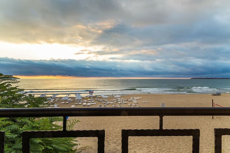 Blue Pearl Hotel- Ultra All Inclusive
