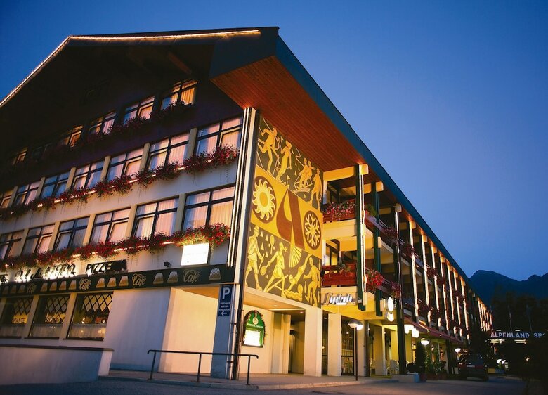 Hotel Alpenland St. Johann