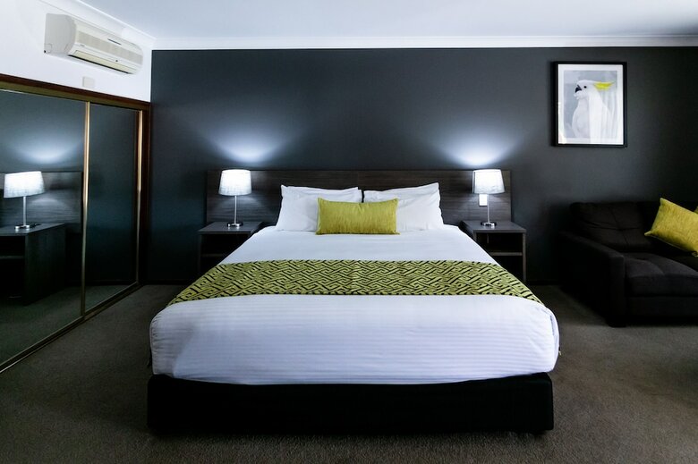 Motel Best Western Plus Ambassador Orange