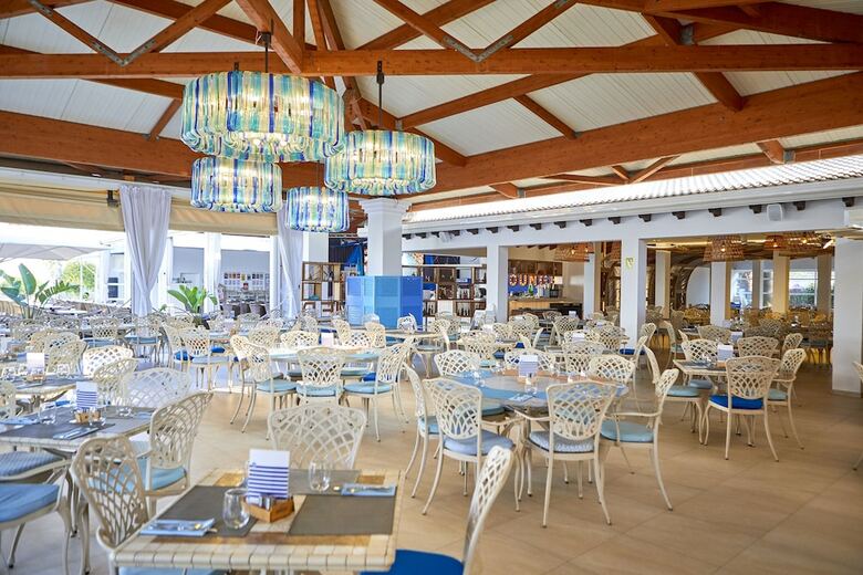 Aparthotel Seaclub Mediterranean Resort