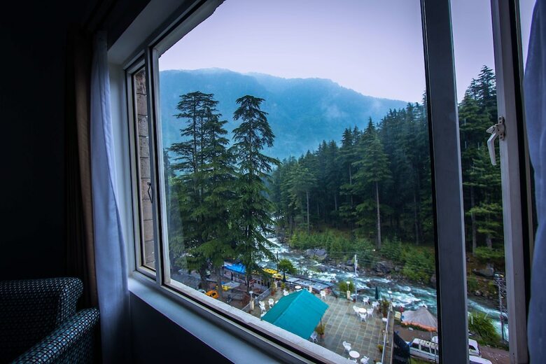 Hotel Golden Tulip Manali