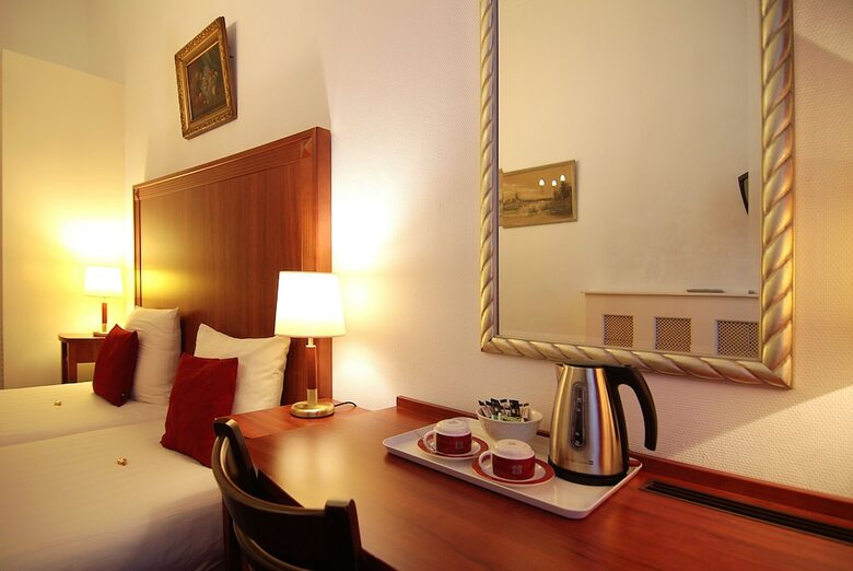 Hotel Parklane