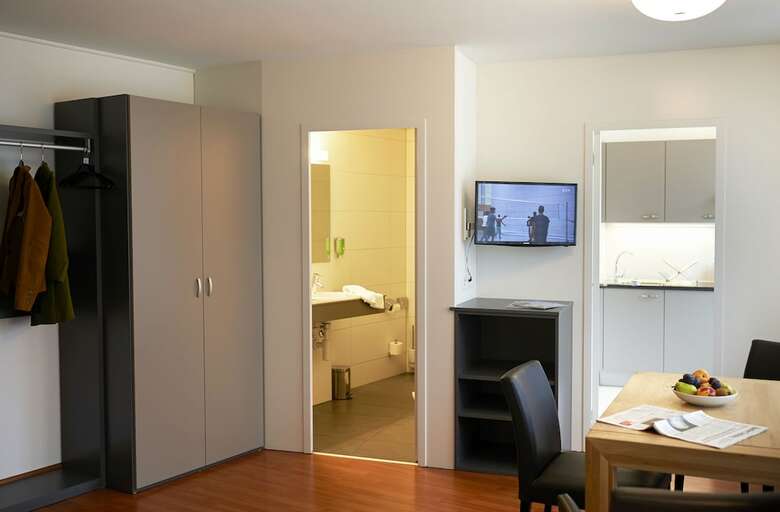 Aparthotel Congress Apartments By Hotel Du Commerce