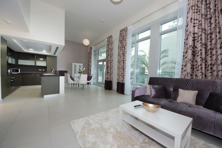 New Arabian Holiday Homes - Loft Central