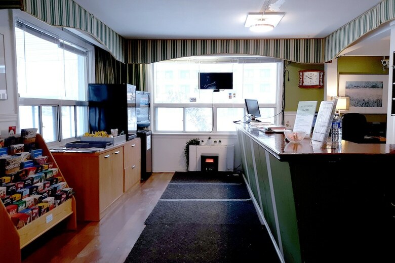 Motel Hotel Richmond Hill On North