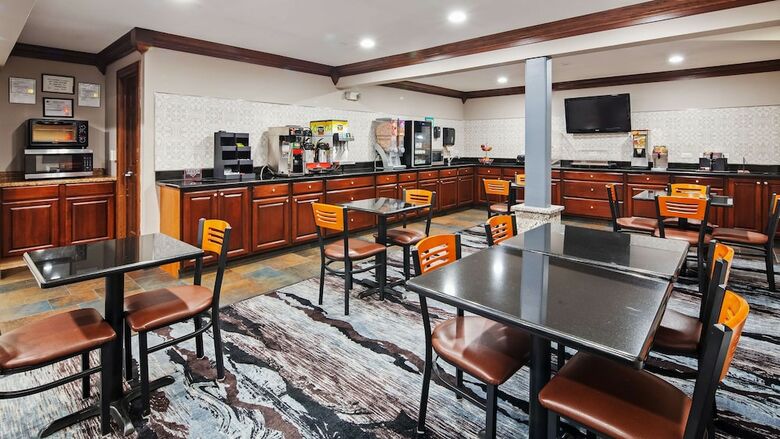 Surestay Hotel By Best Western Cedar Rapids
