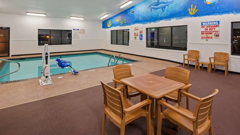 Surestay Hotel By Best Western Cedar Rapids