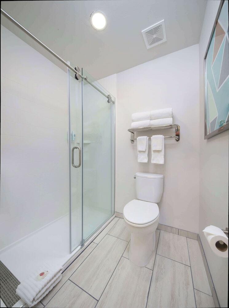 Hotel Comfort Suites At Tucson Mall