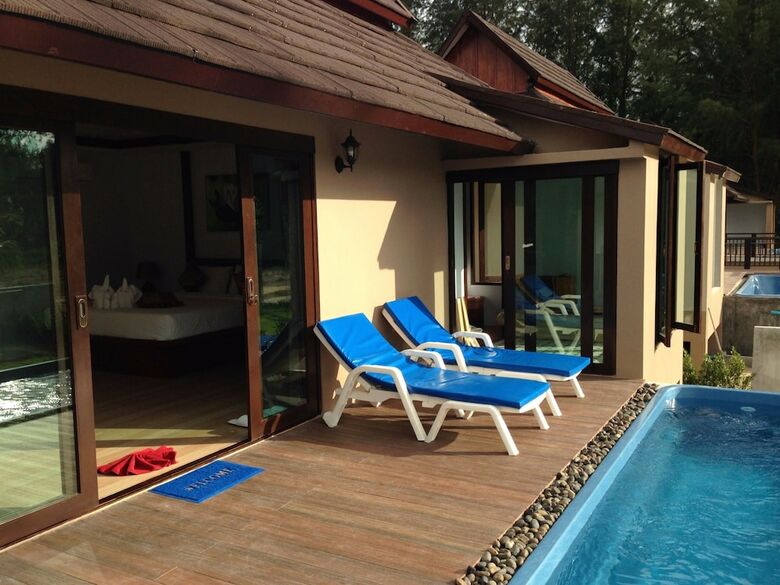 Hotel The Hip Resort @ Khao Lak