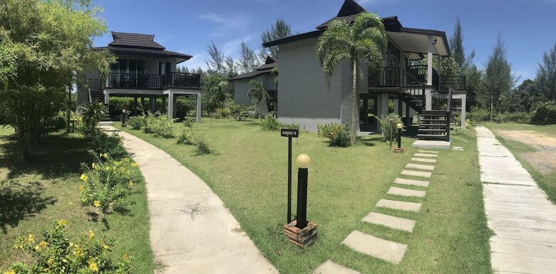 Hotel The Hip Resort @ Khao Lak