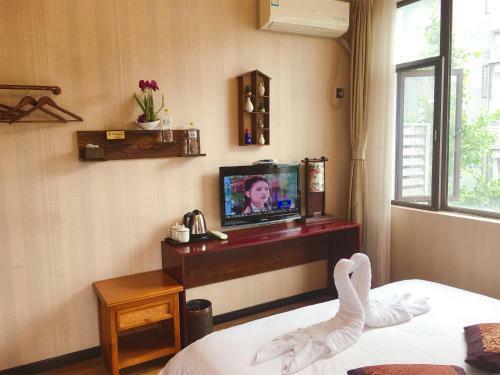 Hostal Longxinfang Garden Guest House