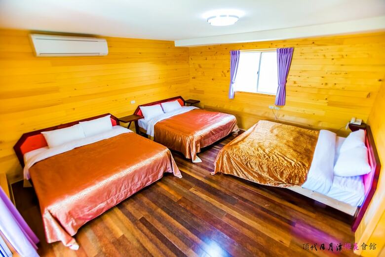Bed & Breakfast Dindai Cherry Blossom Resort