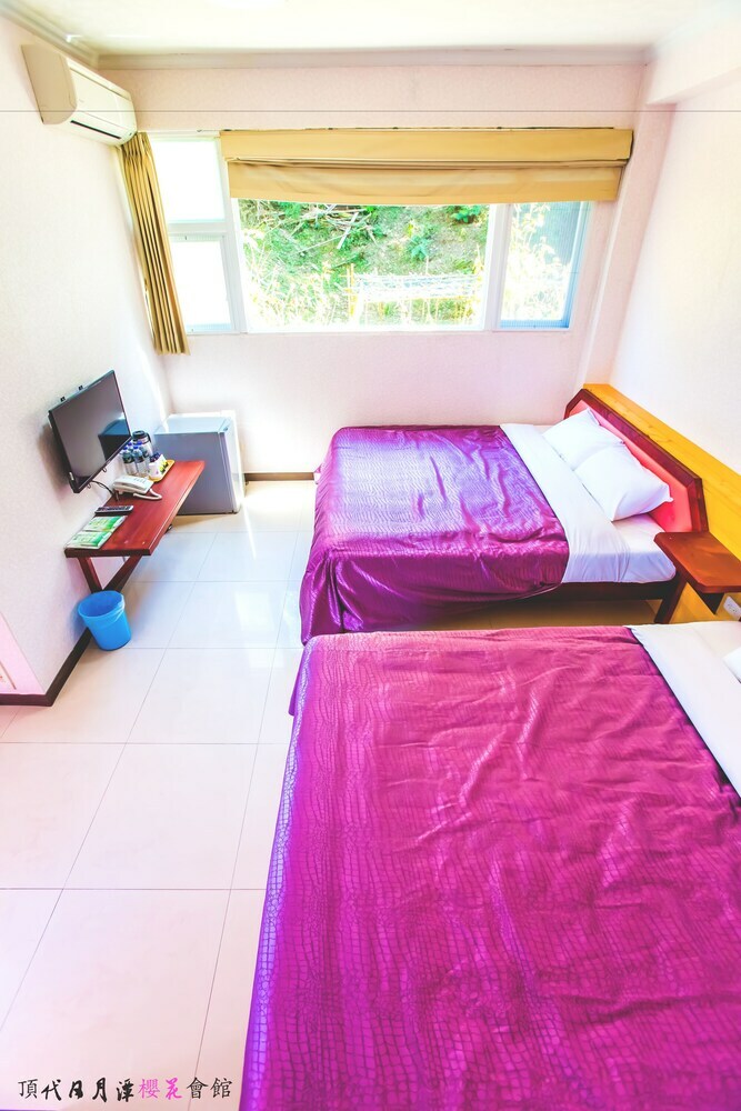 Bed & Breakfast Dindai Cherry Blossom Resort