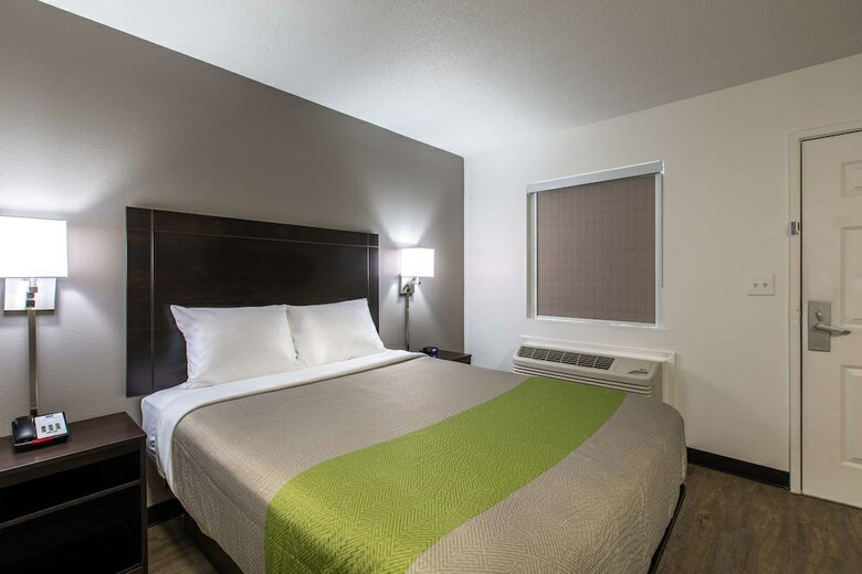 Hotel Studio 6 Greenville, Sc - I-85 Near Downtown