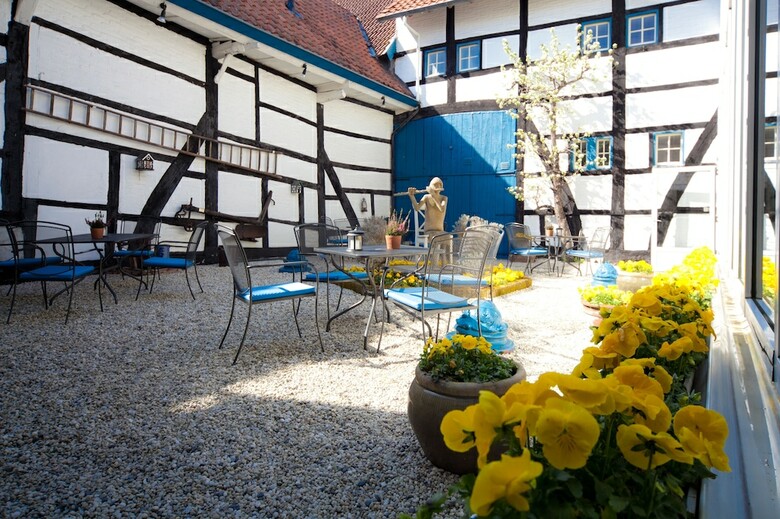 Saillant Hotel Brull