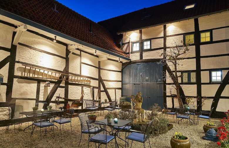 Saillant Hotel Brull
