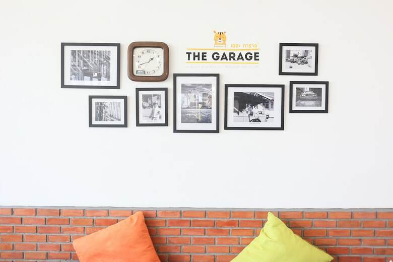 Hotel The Garage