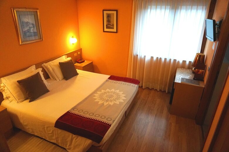 Olimpia Hotel