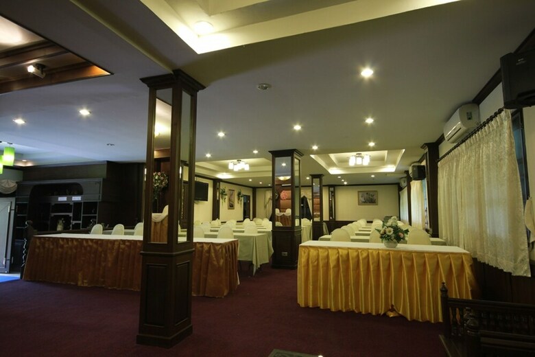 Hotel Baanplaidoi Resort