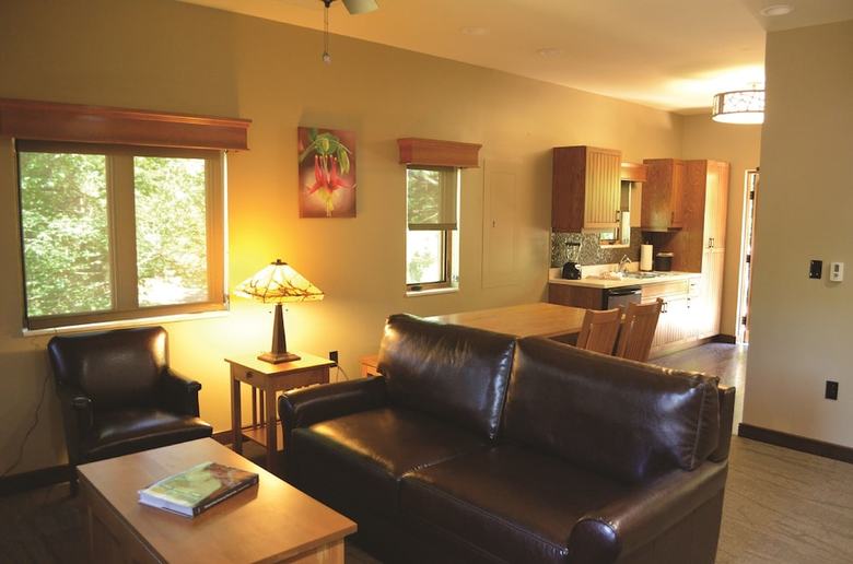 Hotel Echo Bluff State Park
