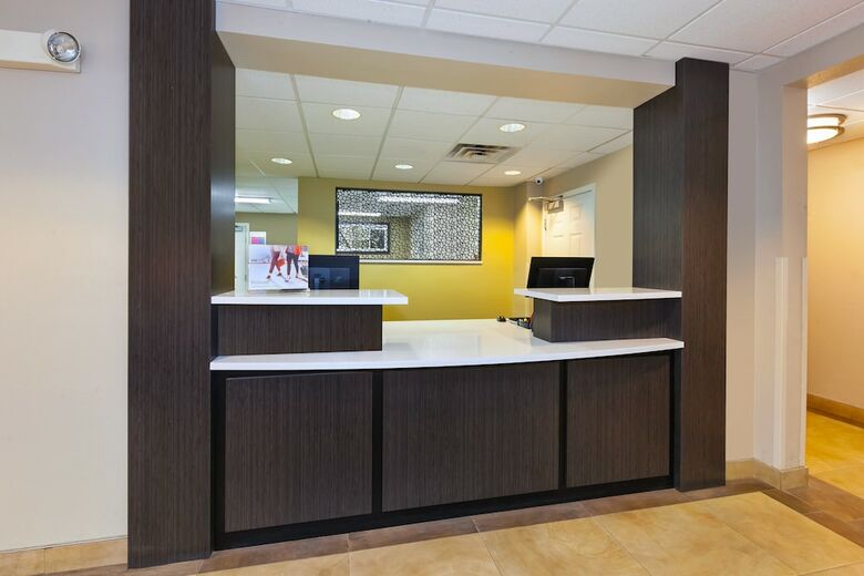 Aparthotel Candlewood Suites Polaris
