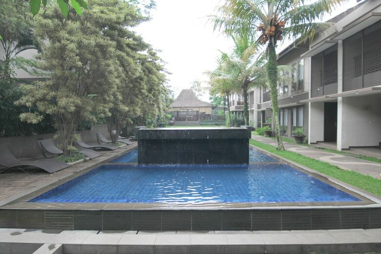 Hotel Airy Sukasari Setrasari Raya 10 Bandung