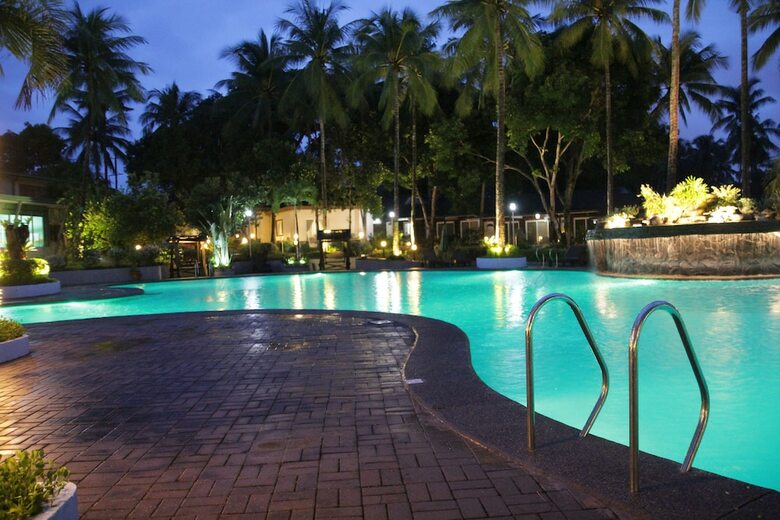 Hotel Batangas Country Club