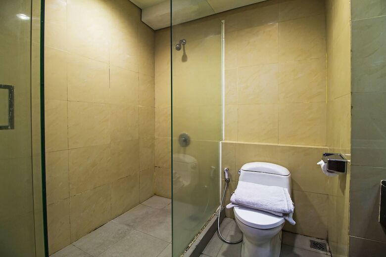 Hotel Reddoorz Plus Near Rs Pertamina
