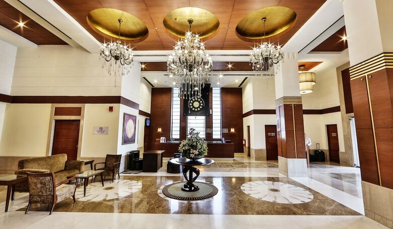 Hotel Regenta Central Klassik