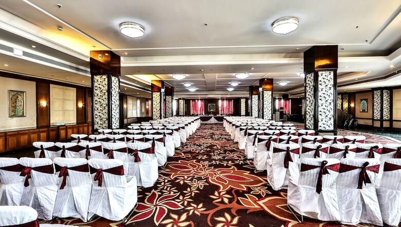 Hotel Regenta Central Klassik