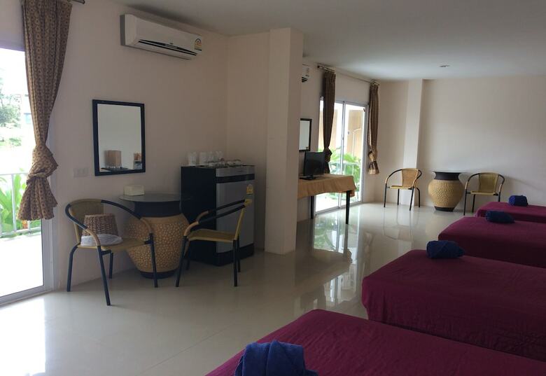 Hotel Oyo 619 Water Palm Resort