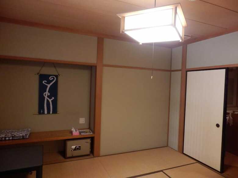 Hostal Yuwaku Guesthouse - Hostel