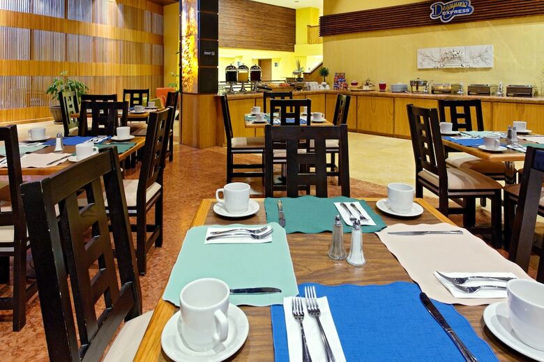 Hotel Holiday Inn Express Nuevo Laredo